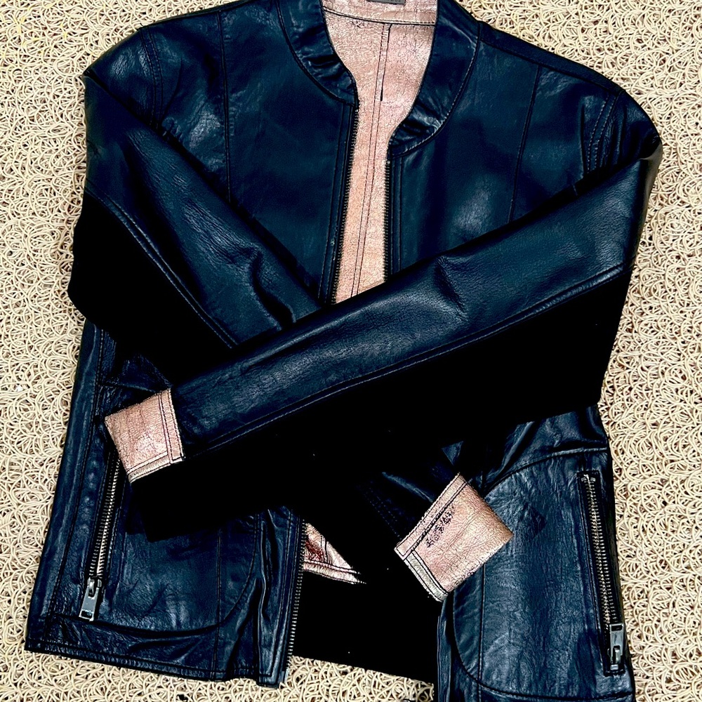 Reversible black & rose gold leather Chapin bomber jacket by LAMARQUE.